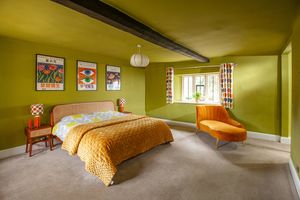 Main Bedroom - click for photo gallery